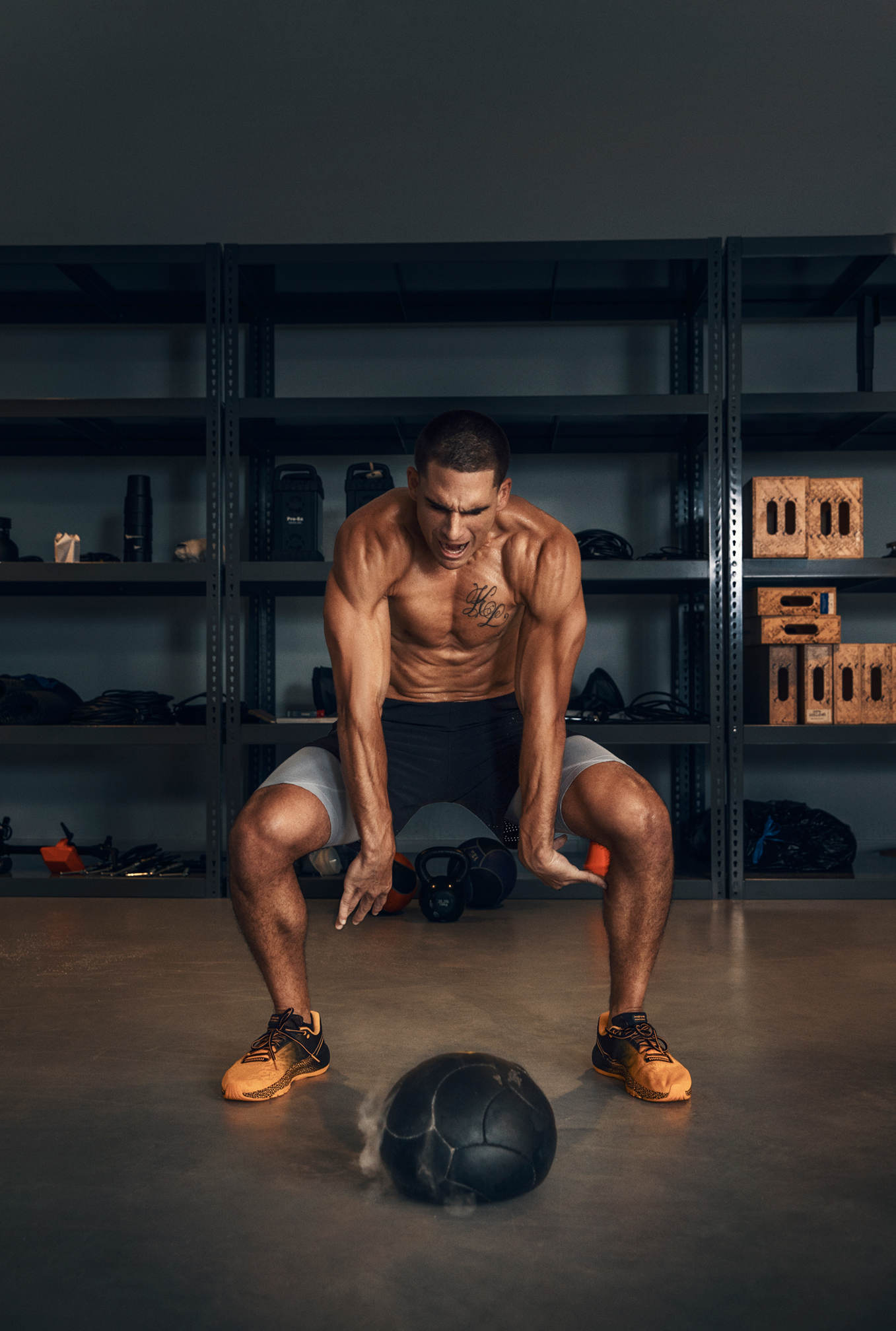 SHANE-UnderArmour_MedicineBall-1_WEB